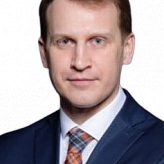 Роман Наумов