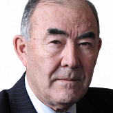 Азат Абдрахманов