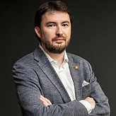Максим Чернин