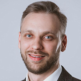 Илья Карякин